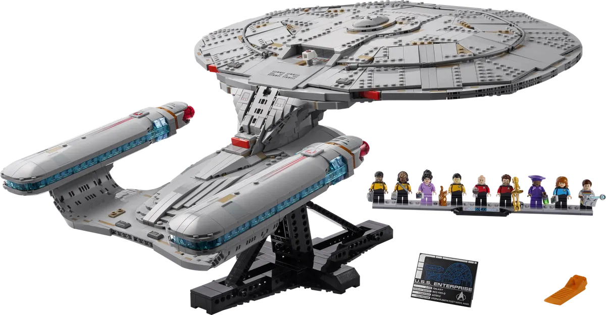 LEGO Icons Star Trek: U. S.S. Enterprise NCC-1701-D 10356